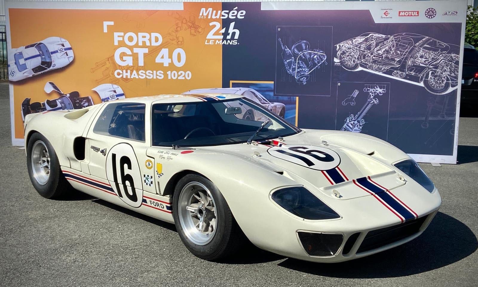 Ford GT40 blanche